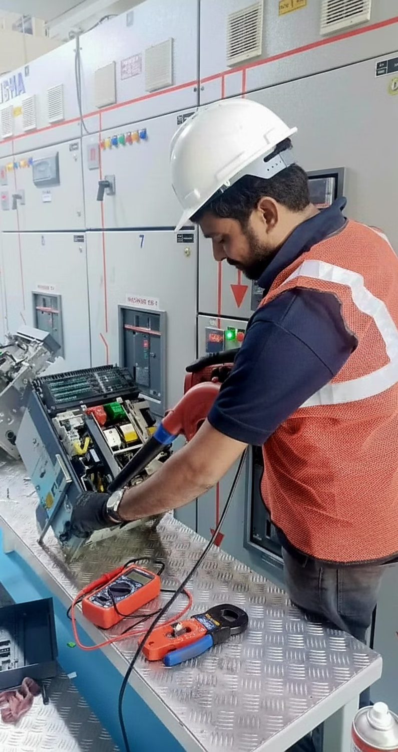 Tajalli Tech engineer testing an LT panel